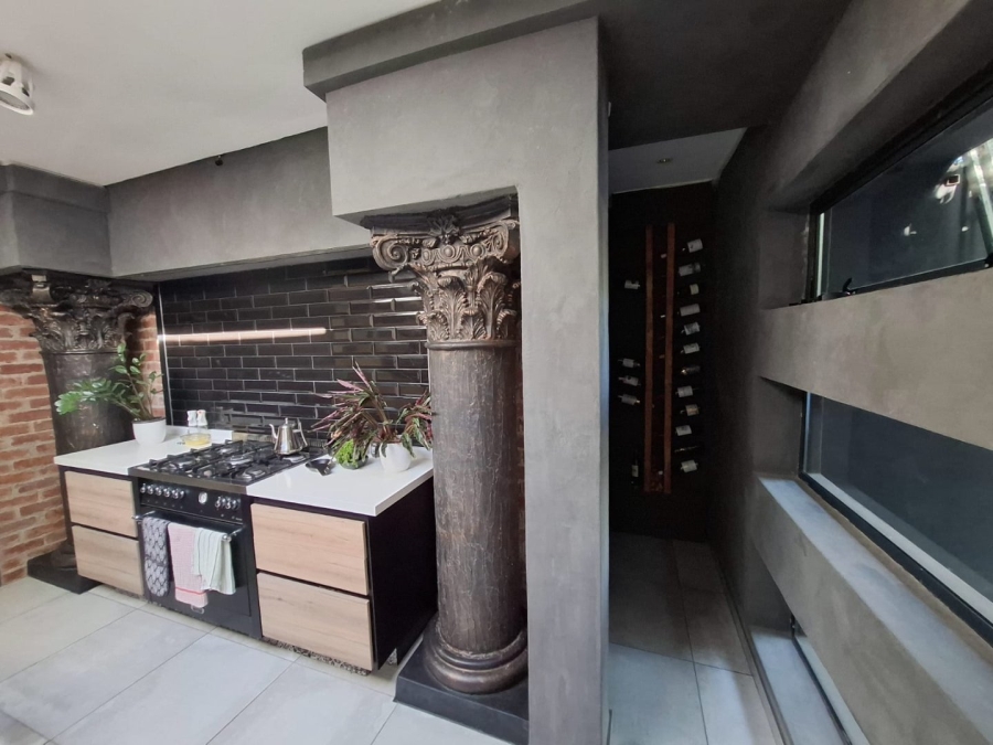 5 Bedroom Property for Sale in Protea Park North West